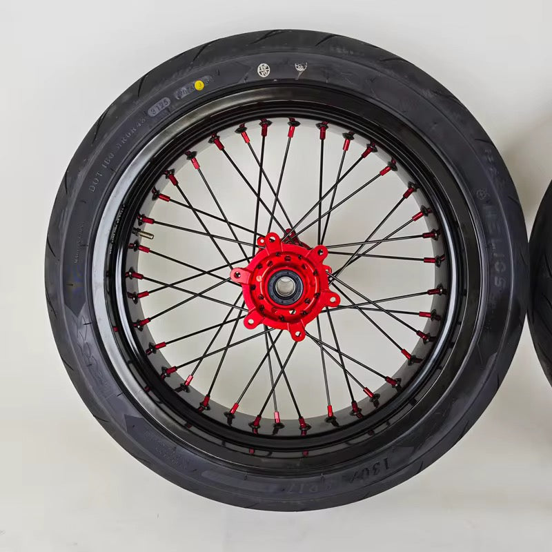 Ultra bee super motos 17in